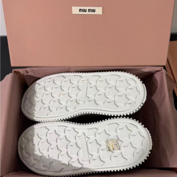 ✨ Miu Miu Canvas Mule Platform Sneakers - Picture 3 of 5